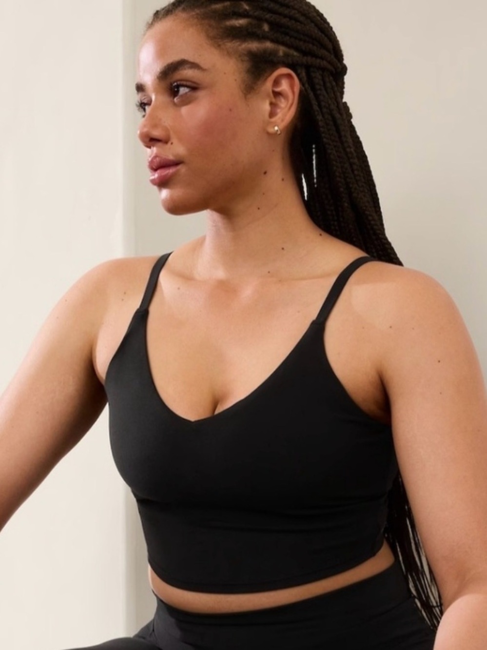 Athleta Elation Longline V-neck Crop Bra D-DD in Black